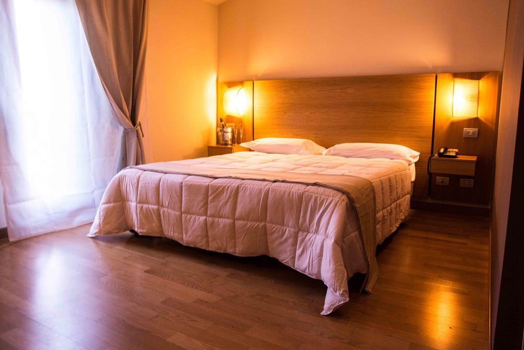 Country House Corte Del Sole Campolungo Quarto foto